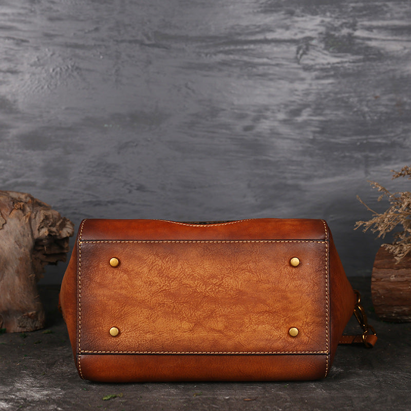 Embossed Leather Retro Handbag - Joyscore